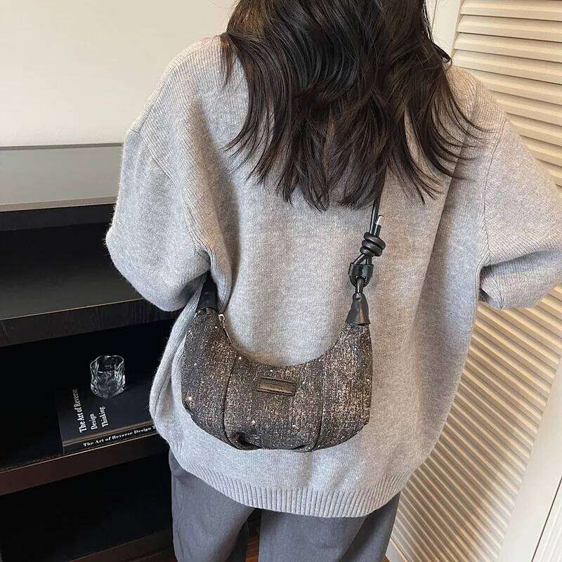 Casual Denim Shoulder Underarm Bags for Women Versatile Thread Design Ladies Crossbody Bag Lightweight Girls Hobos Handbag Purse XJ260311
