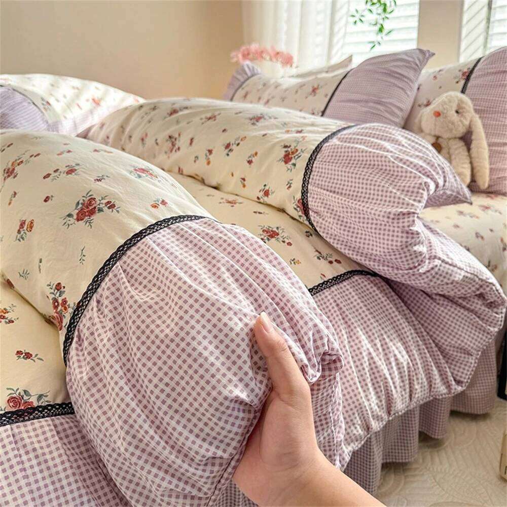 Korean Comforter Bedding Washed Cotton Four-Piece Princess Printed Soft Bed Linen Duvet Set Floral Quilt Cover H260311