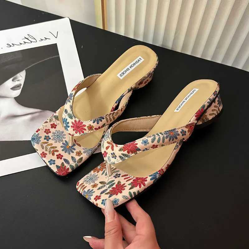 Summer Clip Toe Women Slippes New Fashion Elegant Wedges Heel Slides Shoes Ladies Casual Outdoor Beach Flip Flops Sandalias K260311
