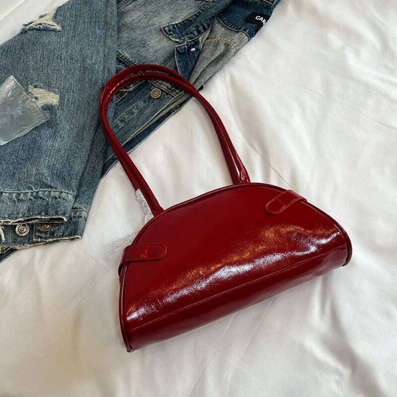 Retro Solid Color Women Shoulder Shell Bag Lace Commuter Versatile Ladies Underarm Bags Simple Portable Female Purse Handbags XJ260311