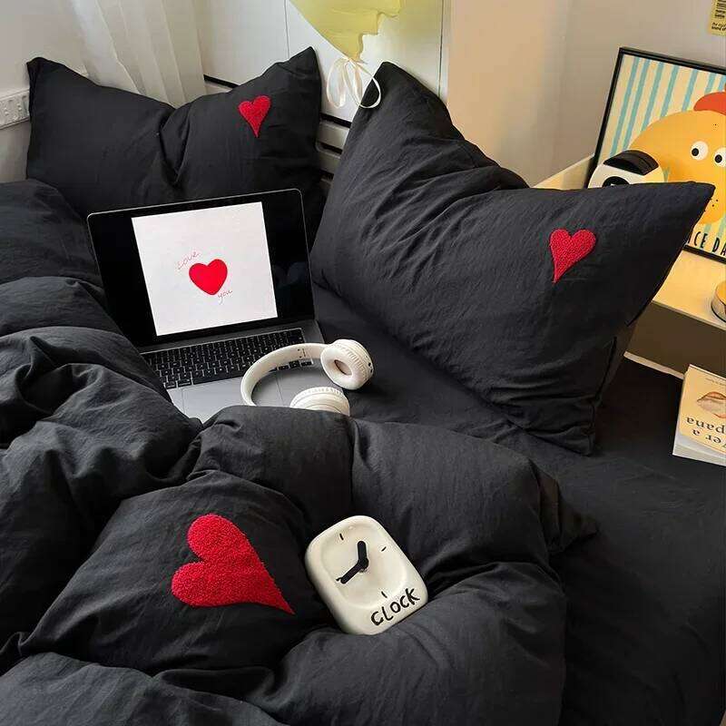 Washed Cotton Super Soft Cool Black Cover Set Heart-shaped Towel Bedding Skin Friendly Duvet Covers Bed Sheets H260311