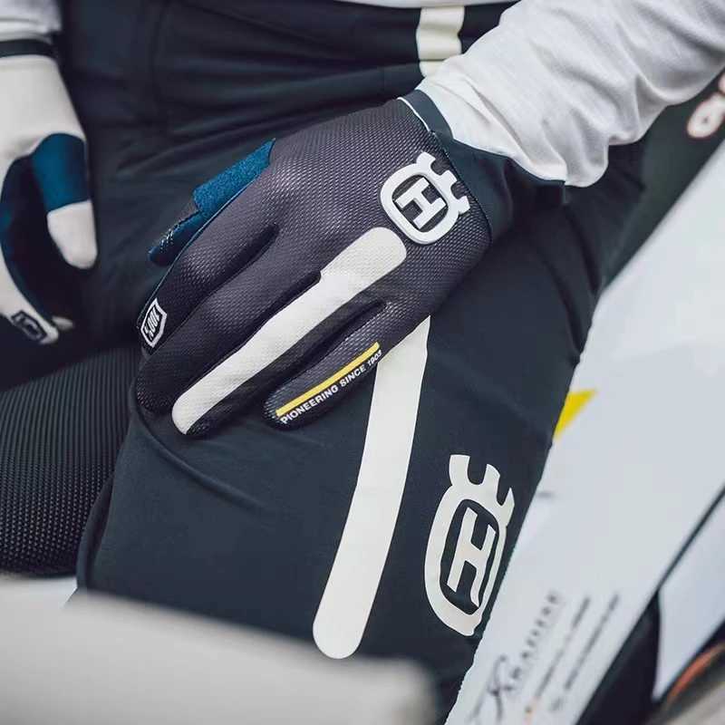 moto breathable thin cycling gloves outdoor sports sunscreen classic simple and versat Long finger wear gloves M260311