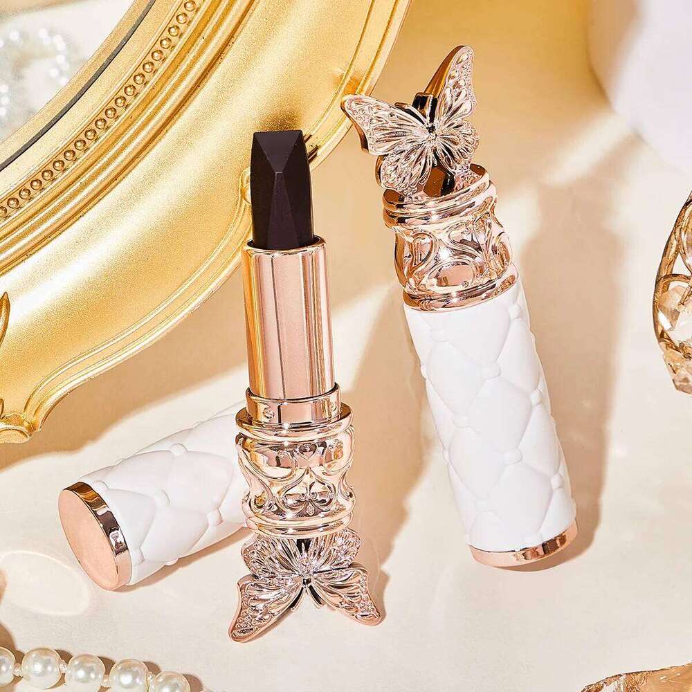 Single-color matte velvet butterfly lipstick with a three-color finish that stays on and doesn't transfer to cups. W260311