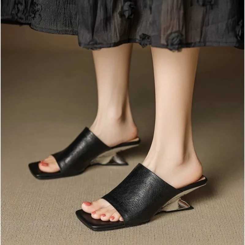 Fashion Limp Heel for Women 2025 Summer New Square Toe Soft Leather Flip-flops Special-shaped Heels K260311