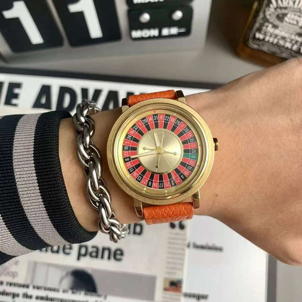 Luxury Quartz Watches Rotate the dial Unique and Innovative Design Concept Gold-Tone Sports Men's Watch