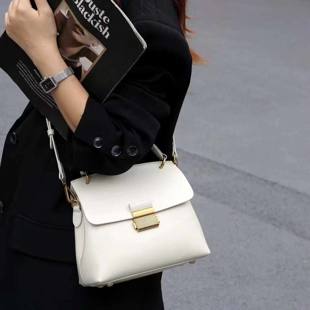 Luxury Totes Cross Border Exclusive Handbag Fashion Crossbody For Women Guangzhou Genuine Leather S Wholesale Vegetable Tanned Cowhide Bag Practical S