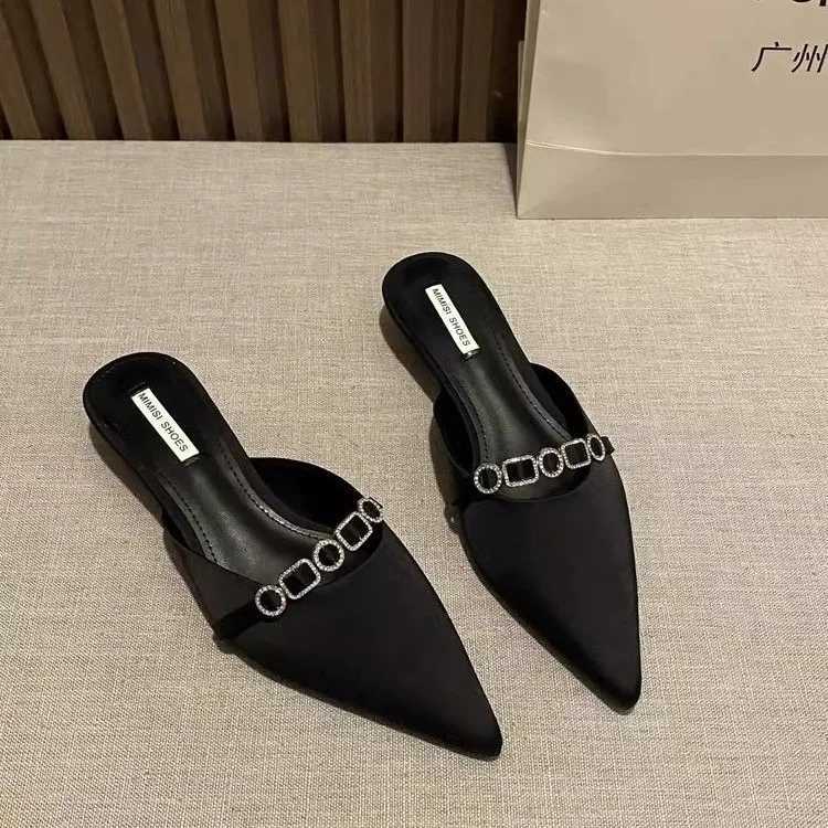 2025 New Fashion Rhinestones Ladies Heeled Sandals Shoes Female Low Heel Slides Shoes for Women Mules K260311
