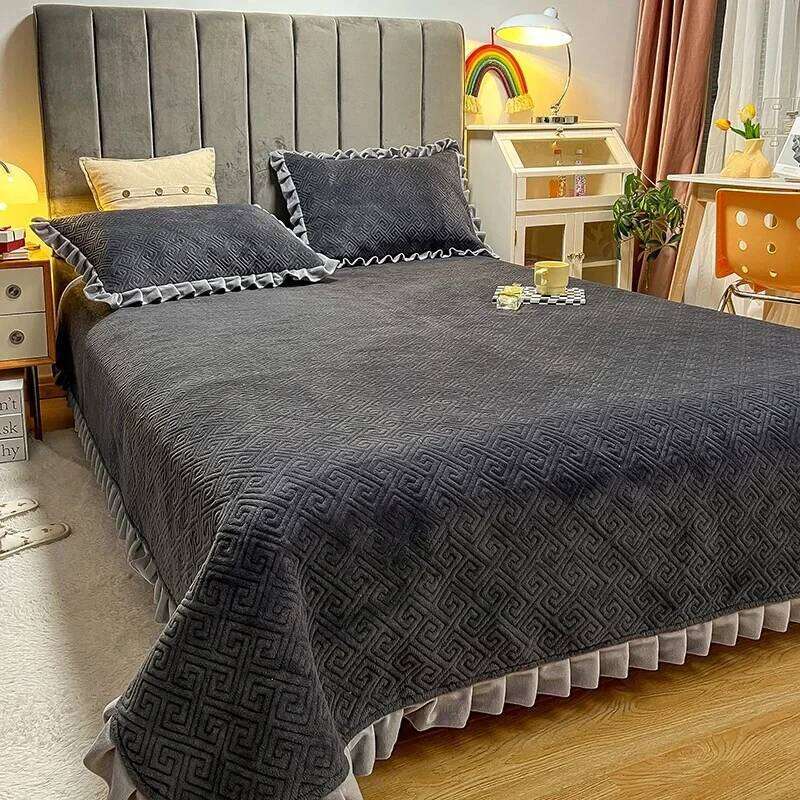 Thickened Milk Fiber Quilted Three Or Four Piece Suit Winter Tatami Bed Cover H260311
