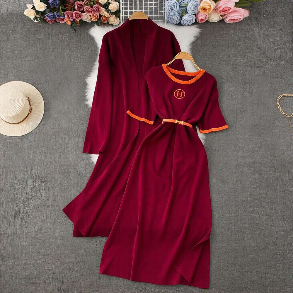 Elegant Women's Casual Short Sleeve T-shirt Sports Suit Summer Fashion Solid V Neck Short Top & Straight Pants Two Piece Sets