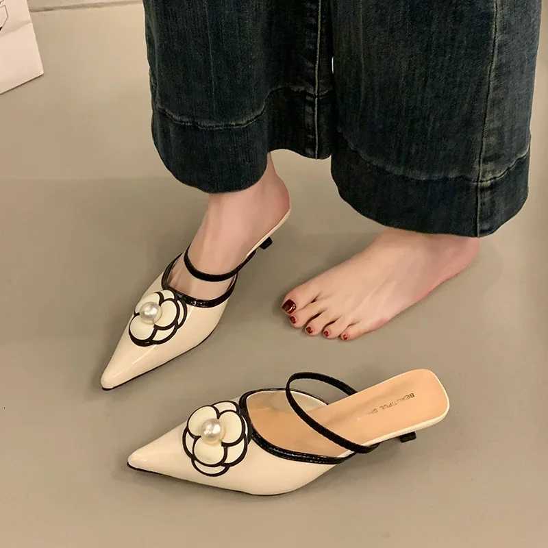 2025 New Solid Color Flower Baobao Head Half Drag Shoes Summer New Temperament Pointed Head Fashion Comfortable Casual Shoes K260311