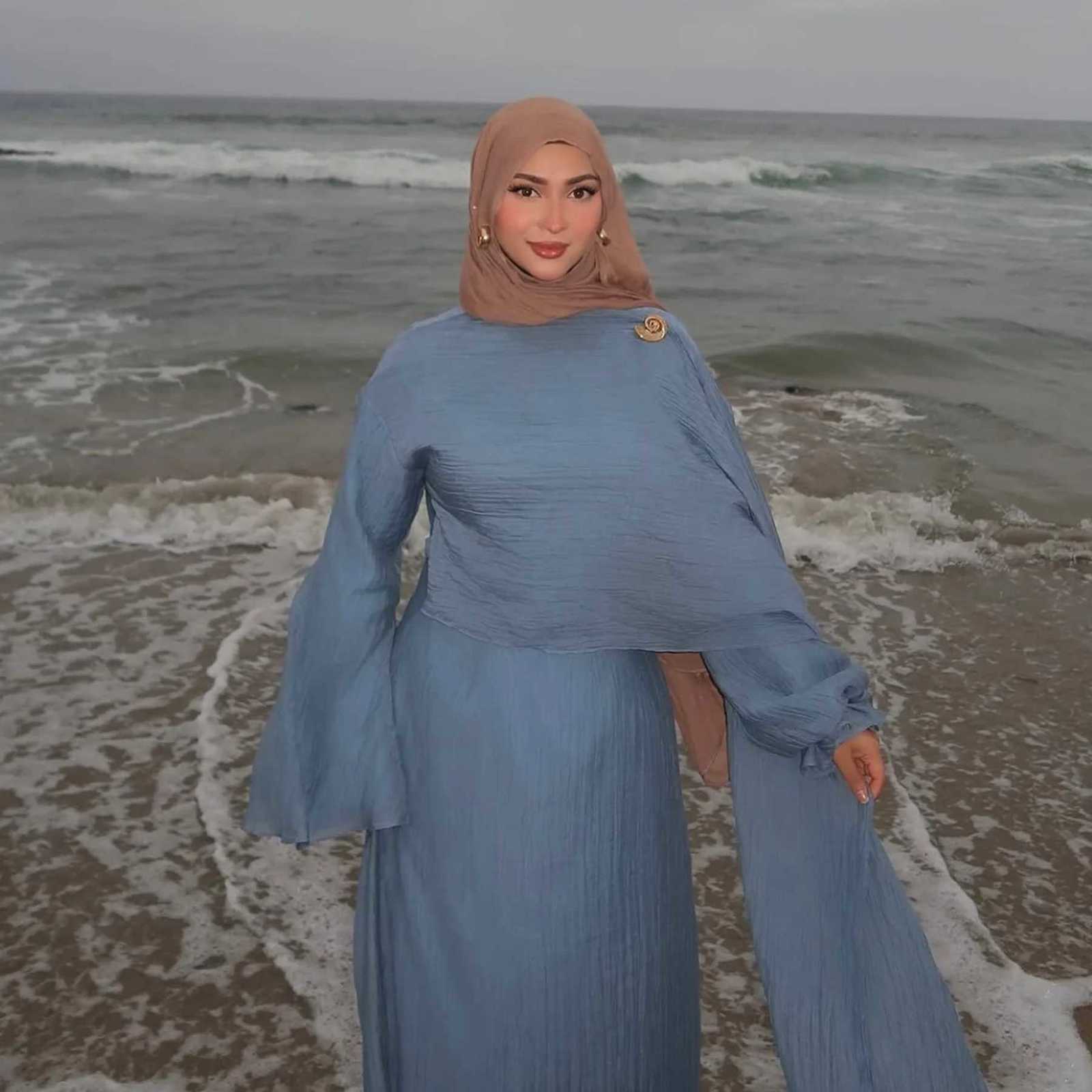Eid Muslim Dresses with Shawl New Pleated Abaya Dubai Luxury Party Long Dress Islamic Clothes Plain Abayas for Women Kaftan Robe X260311