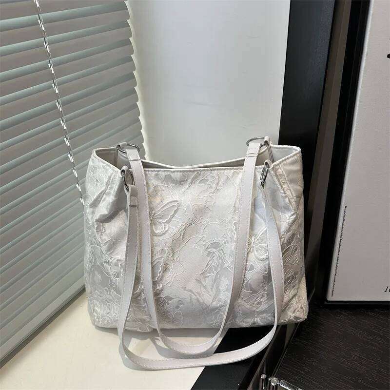 Versatile Butterfly Women Shoulder Bags Sweet Portable Female Commuter Tote Bag Simple Large Capacity Ladies Purse Handbags XJ260311