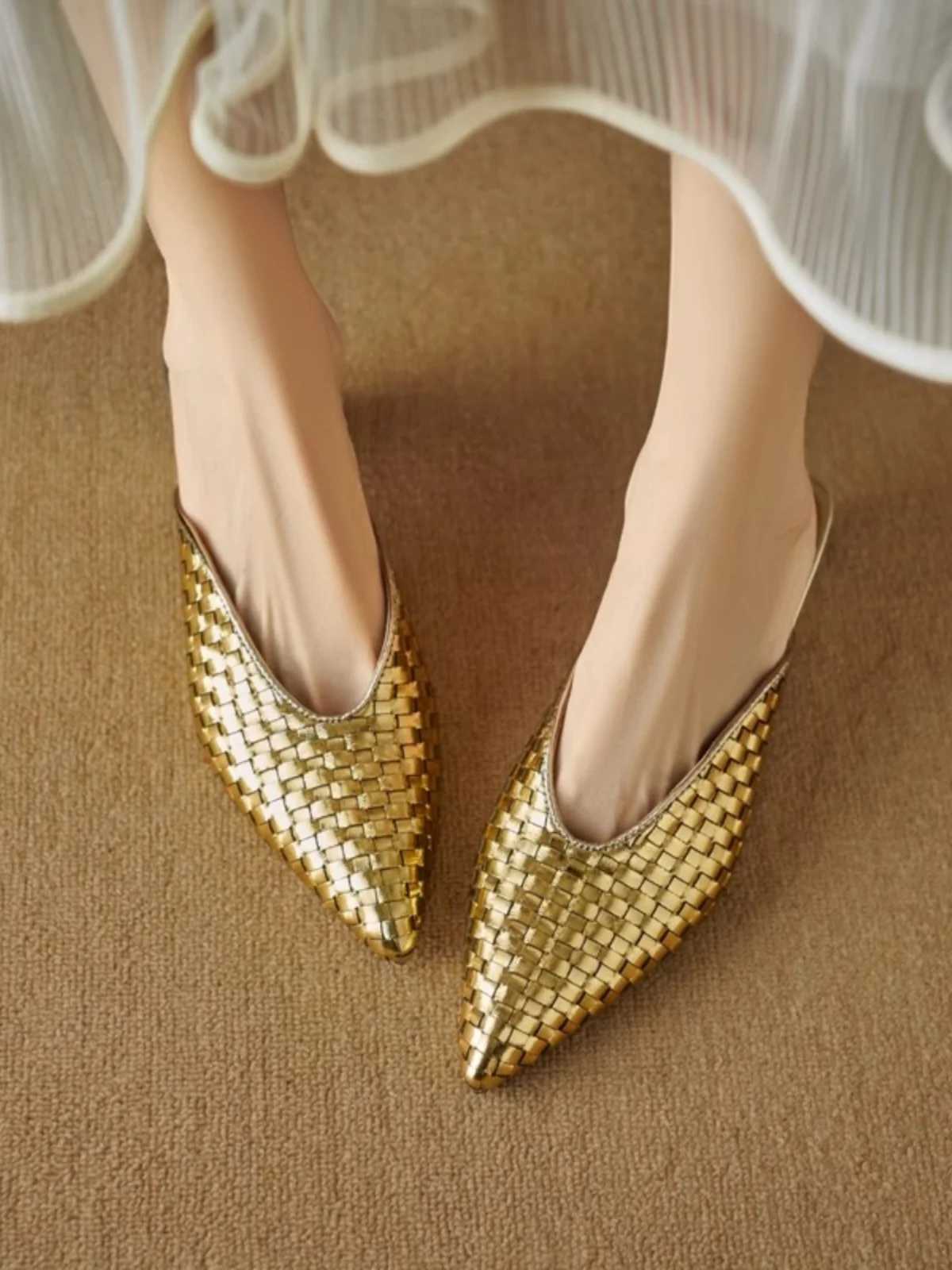 Silver Woven Toe Cover Slip-On Mules Womens Summer Outdoor Wear Genuine Leather Medium Heel Pointed Toe Slipper oes K260311
