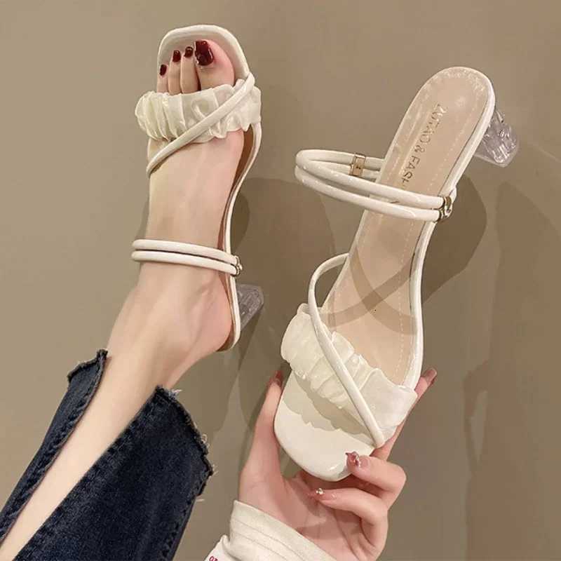 Womens Shoes One-line Chunky Heel Sandals 2025 Summer New Transparent Trend Fashion One-shoe Sandals for Women K260311
