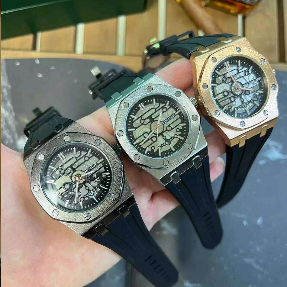 Fashionable Men's Mechanical Style Quartz Casual Waterproof Watch Alloy Personalised Skeletonised Men Wristwatch Gift