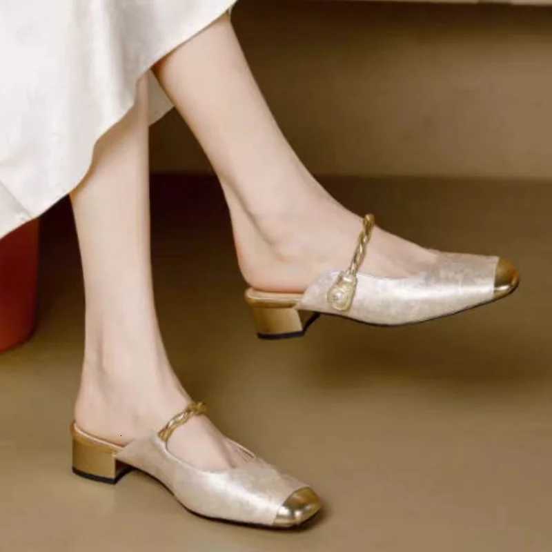 Spring and Autumn New Square Toe Womens Thick Heel Fashionable Womens Elegant Low Heel Slip-On Sandals K260311