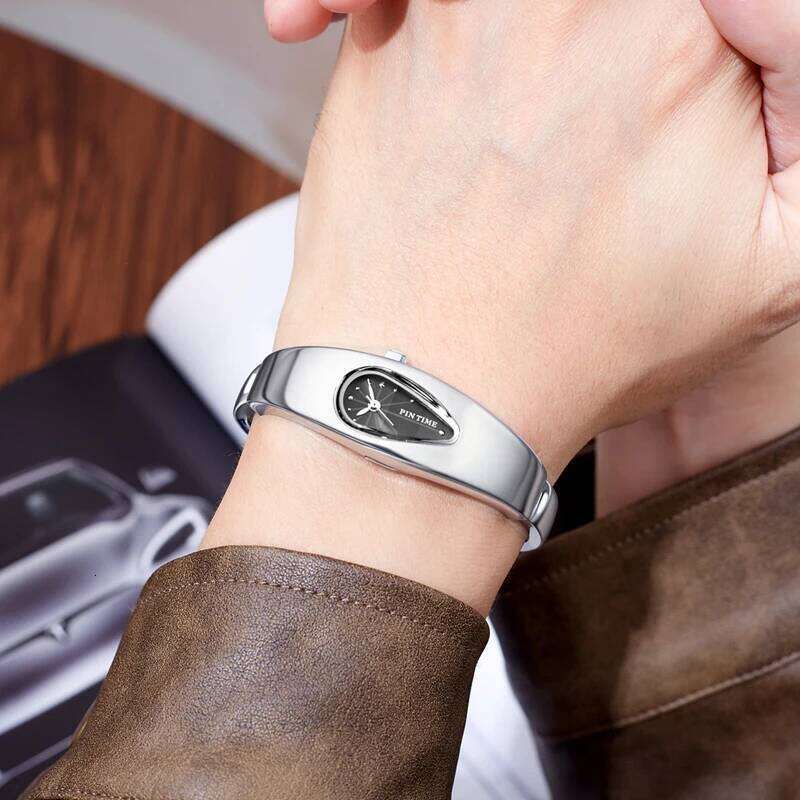 New Shaped Teardrop Quartz Watch Bracelet Water Droplet Waterproof Male Female Couple Advanced Y2K Exquisite Ins Niche Watches