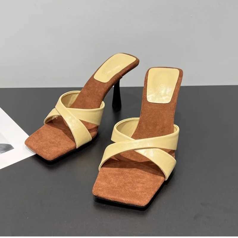 2025 New Womens High Heels Sandal Square Head Cross Strap One Line Thin Heel Suitable Wearing Outdoor K260311
