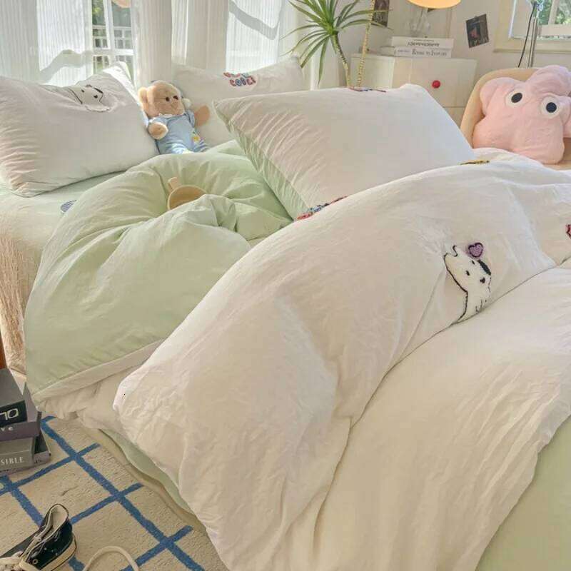 New A-class all four piece set, super soft towels, embroidered bed sheets, duvet covers, dormitory washable cotton H260311