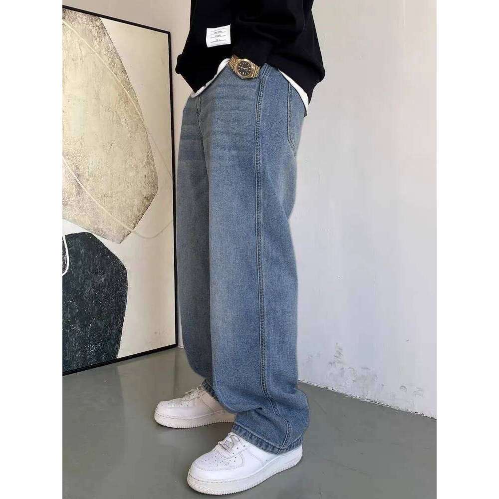 Straight Leg Jeans Blue Washed Men's Urban Pants with Claw Scratch Details for Modern Street Style Z260225