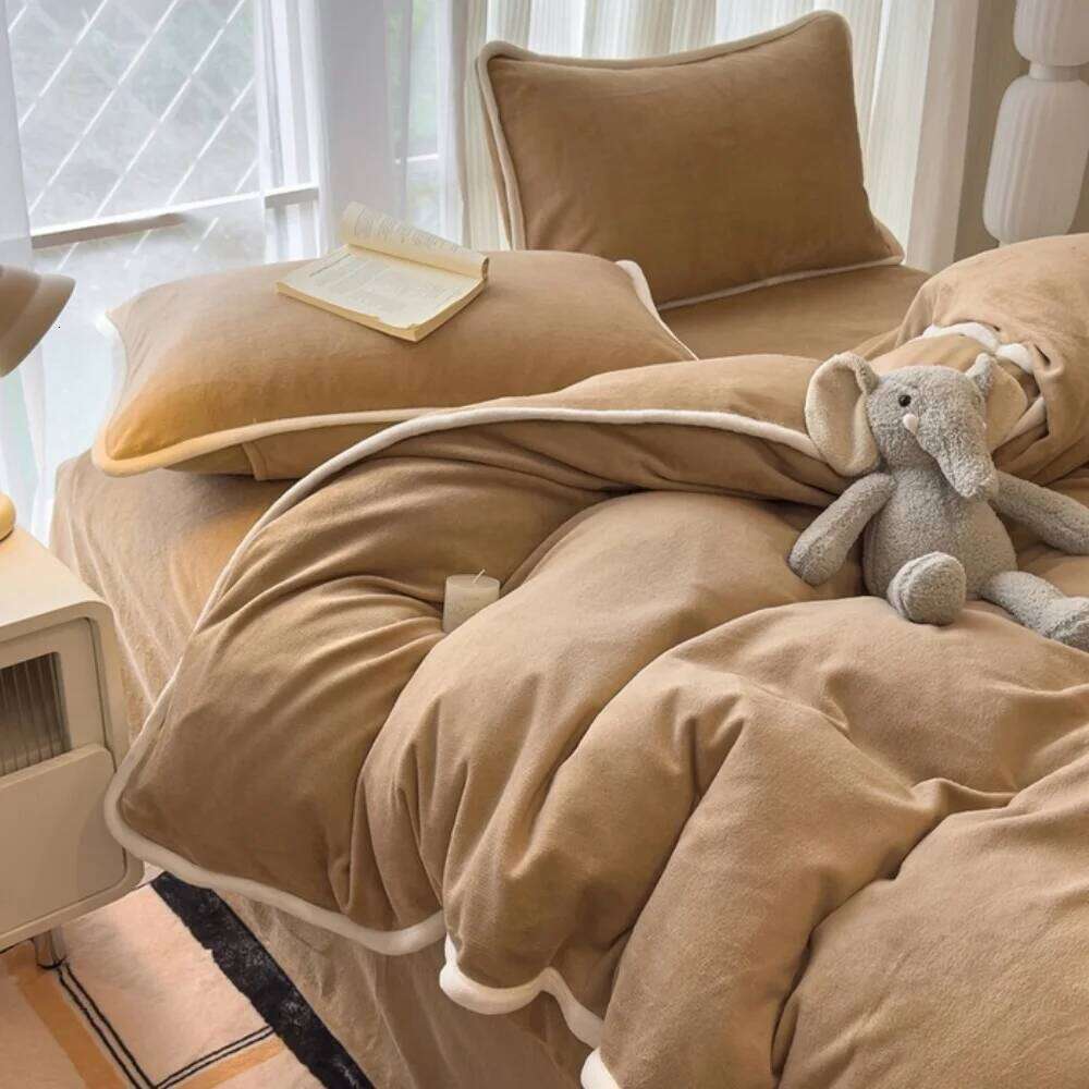 Solid Color Thickened Milk Velvet Bedding Winter Warm Duvet Quilt Cover Bed Sheet Pillowcase Soft Four-Piece Set H260311