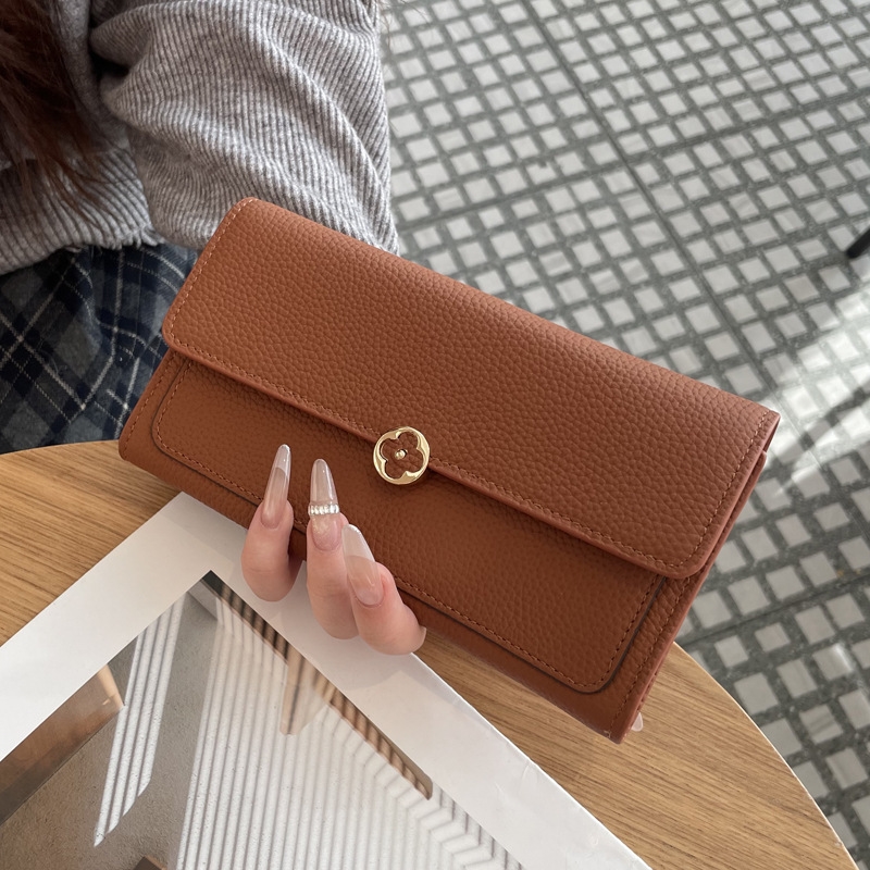 Free shipping 2026 new casual and fashionable long wallet made of cowhide high-quality classic Designer handbag for women