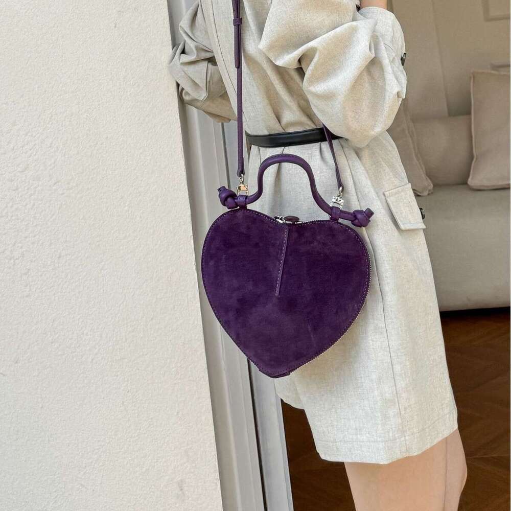 Luxury Shoulder Bags Totes Hobo Cross Border Fashion Handbag Niche Design Shiny Heart Shaped Bag Trendy Versatile Shoulder And Crossbody Small For Wom
