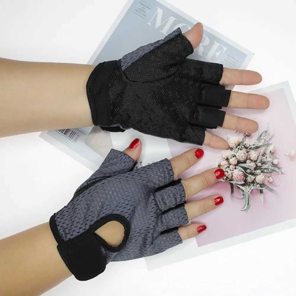 Bodybuilding Workout Cycling Fingerless Gloves Non-slip Gym Training Sport Gloves Breathable Ridding Gloves Men Women M260311