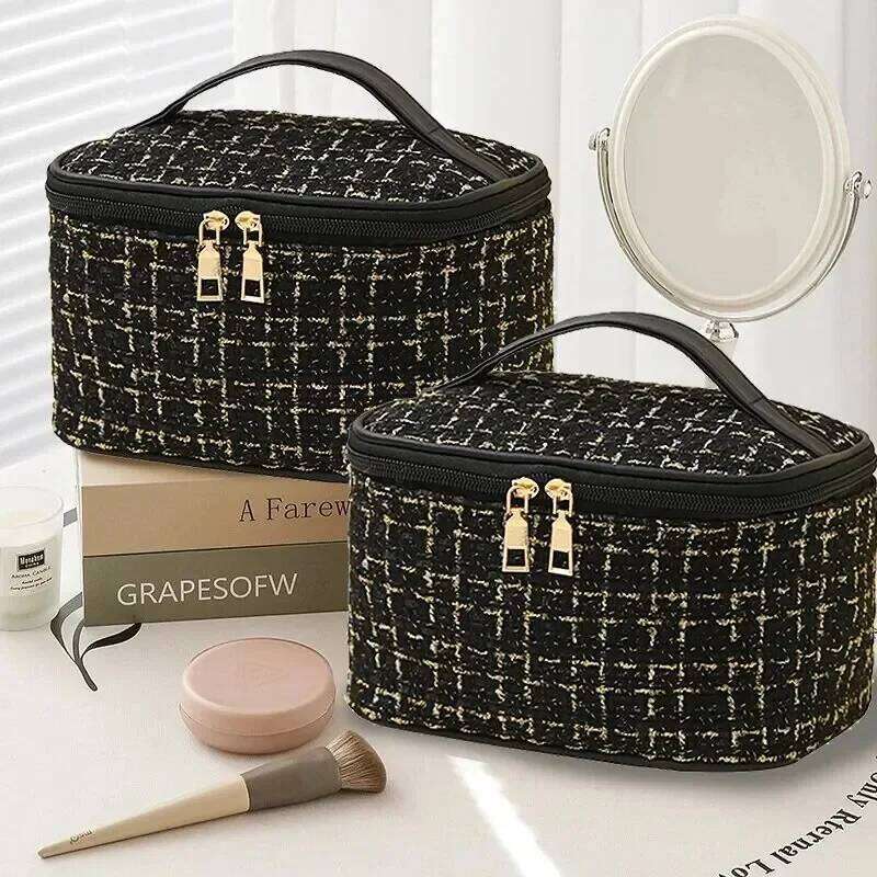 & Capacity Large Cosmetic Bag Handheld Toiletry Organizer For Living Room Bedroom Portable Home Use Storage