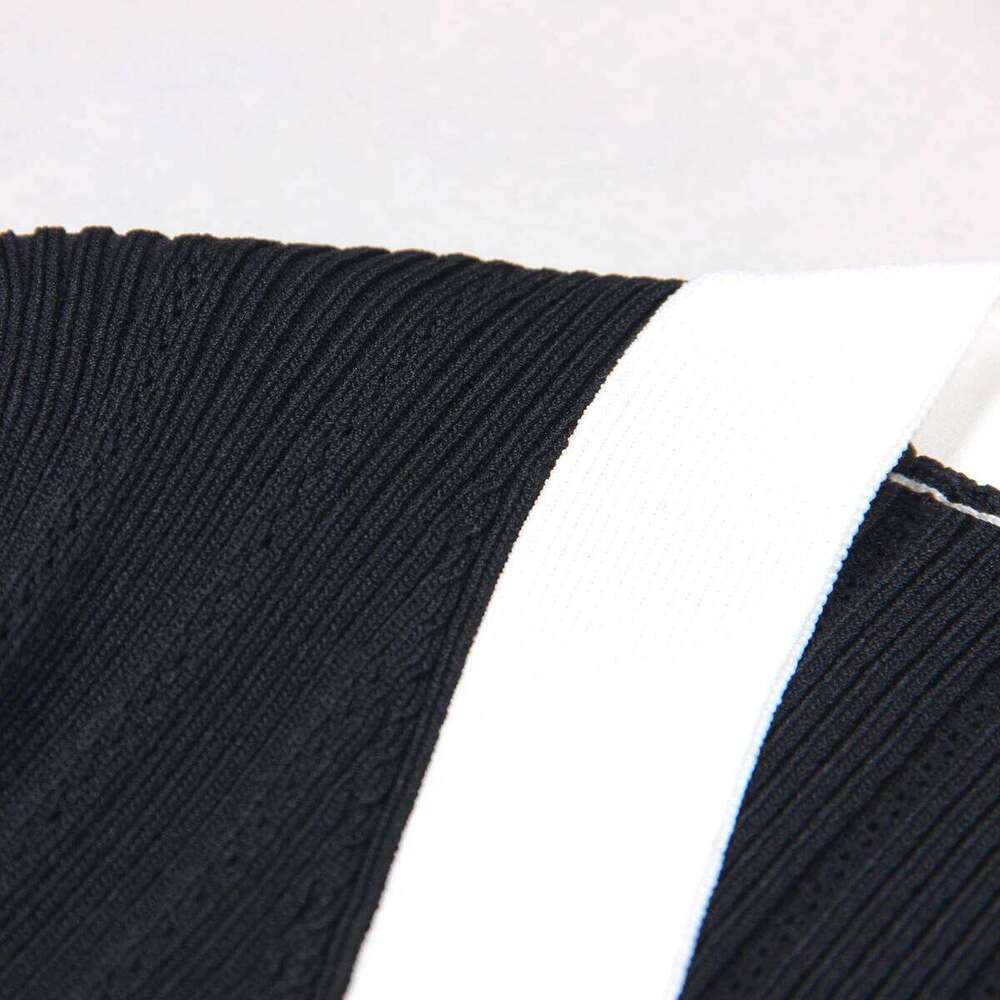 SML Three Color Elastic Knitted Fabric Fashionable And Sexy Deep V-button Striped Hollow Long Sleeved Casual Women's Cardigan