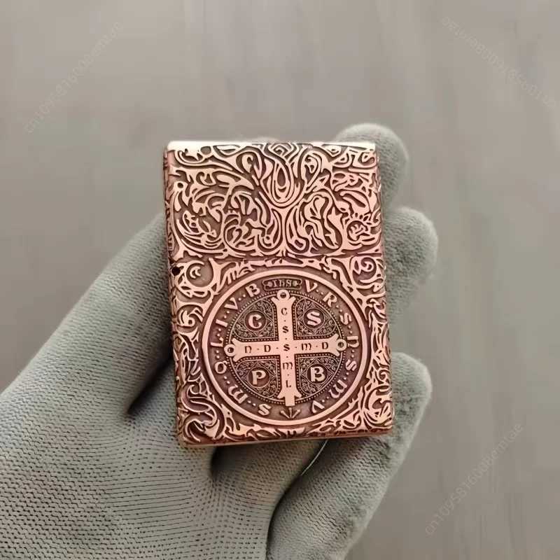 912S new Copper Heavy Duty Fuel Lighter Deep Carved Copper Lighter Cigarette Accessories Mens Gift N260311