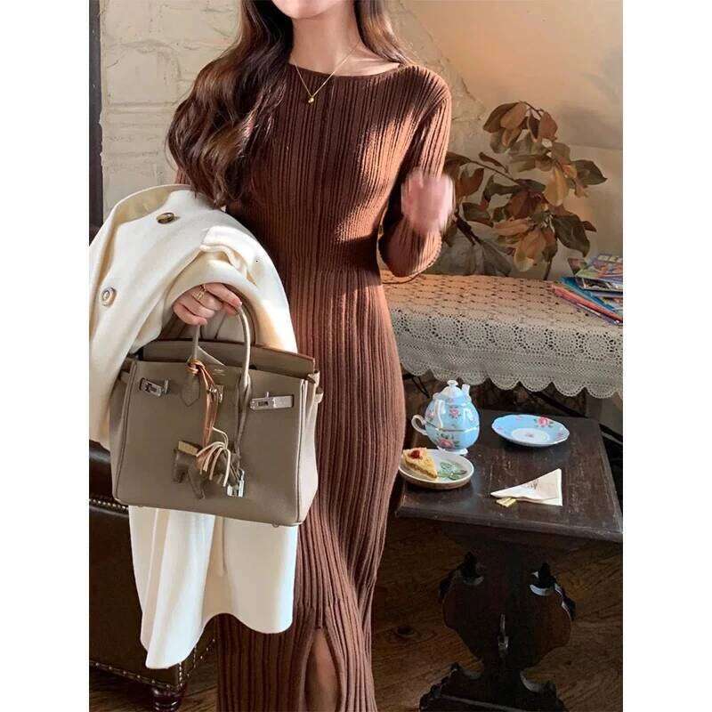 Minimalist Round Neck Knitted Dress Women in Autumn and Winter Maillard Temperament Waist Cinching Base Hip Hugging Fur Skirt Z260311