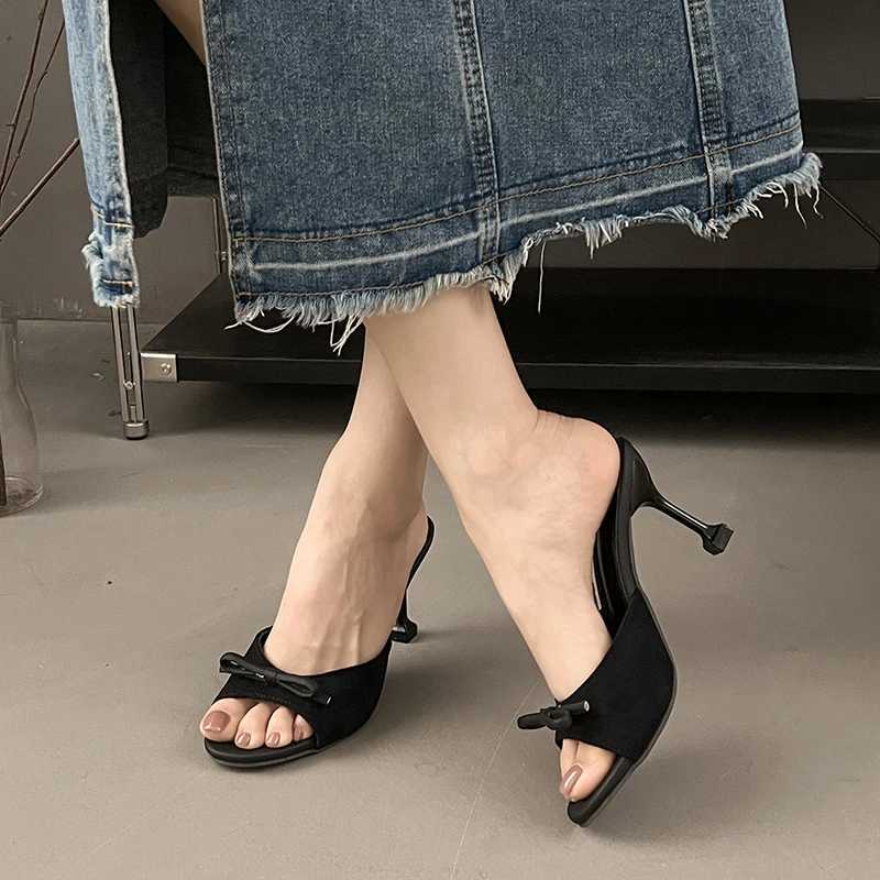 2025 Summer New Sandals Womens Fashion Round Head Open Toe Butterfly Knot Anti-slip Wear-resistant High-heeled K260311