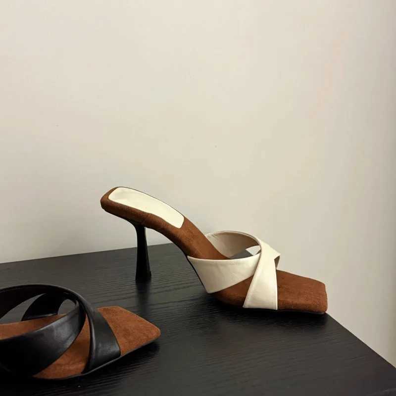2025 New Womens High Heels Sandal Square Head Cross Strap One Line Thin Heel Suitable Wearing Outdoor K260311