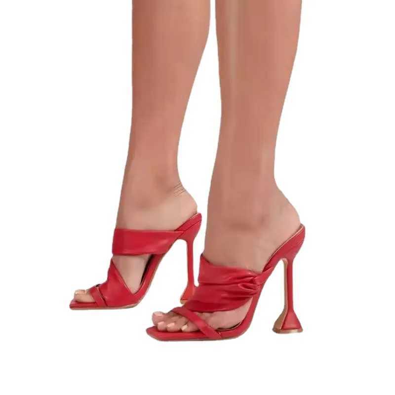 Simple womens high-heeled sandals elegant slippers versatile and casual sexy new summer style 2025 K260311