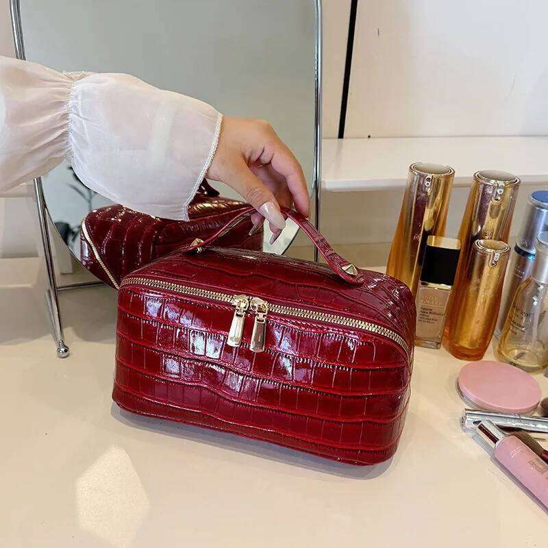 1pcs Large Capacity PU Leather Makeup Crocodile Pattern Cosmetic Organizer Pouch Travel Toiletry Storage Bag H260311