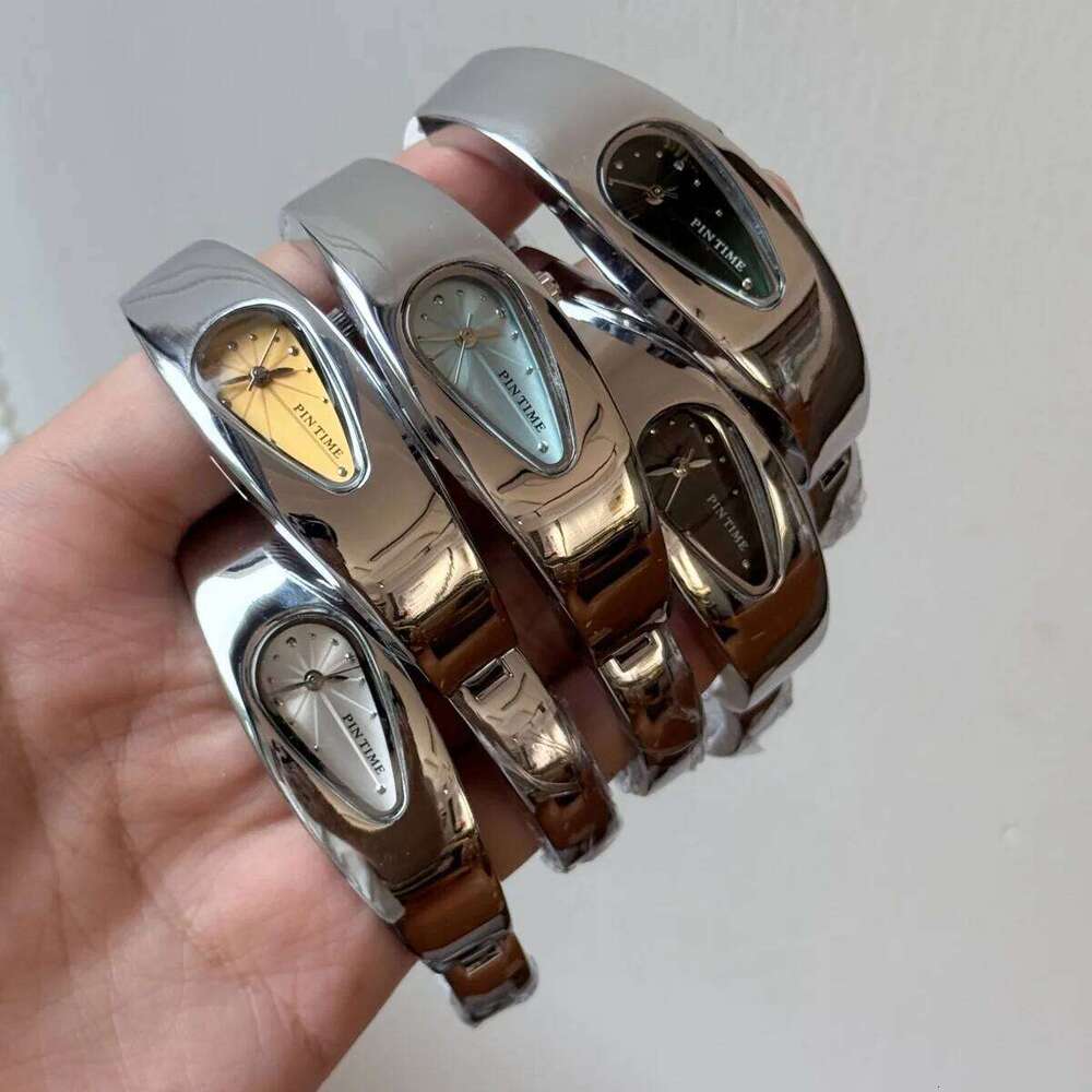 y2k shaped teardrop bracelet watch female couple light luxury senior sense of antique wind Gift Ladies' Quartz Wristwatch