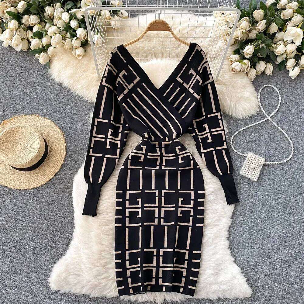 YuooMuoo Brand Fashion Autumn Winter for Women Elegant Long Batwing Sleeve Knitted Bodycon Lady Black Sweater Dress Z260311