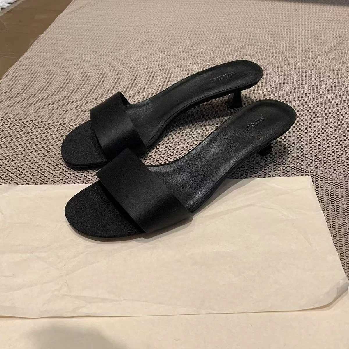 Womens Sandals Outdoor Wearable Gentle Vintage Thin Heel Slip-On Summer Spring New Style Polyurethane Upgraded Version K260311