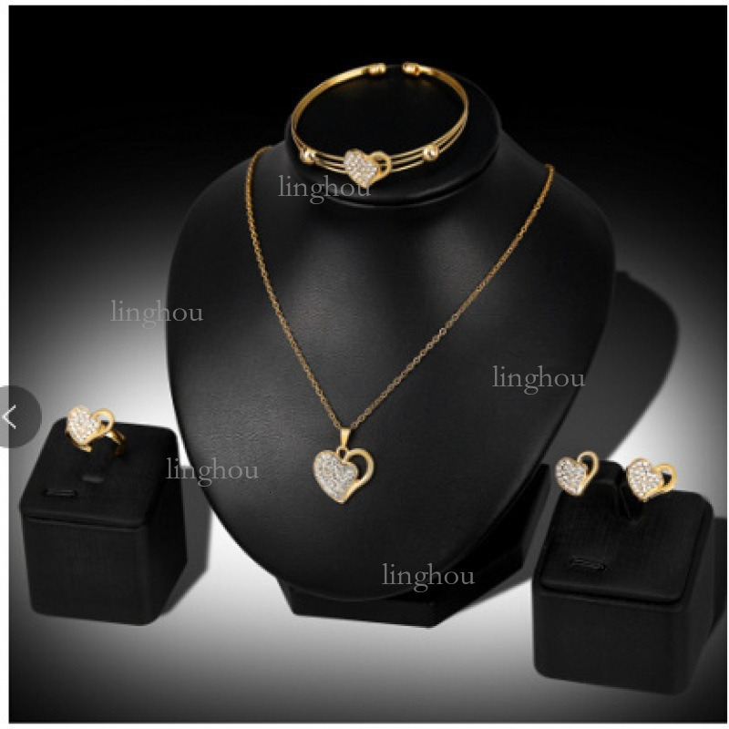 2026 Designer Fashion Tianzhi Zircon Necklace Luxury Brand Women's Jewelry New Fashion Elegant Gold Plated Emerald Bracelet Necklace Earrings Rin