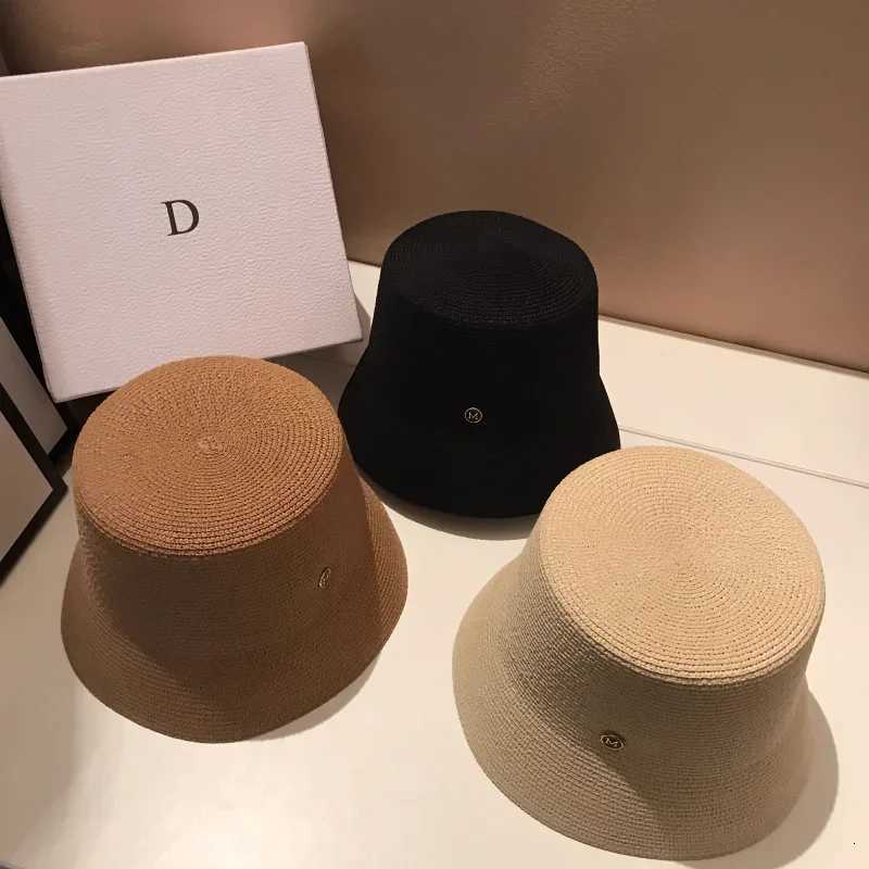 Japanese Designer M Straw Weaving Hat Summer Casual Travel Sunscreen Slim-face Sun Hat Wen Luxury Simple Bucket Hats Panama X2603111