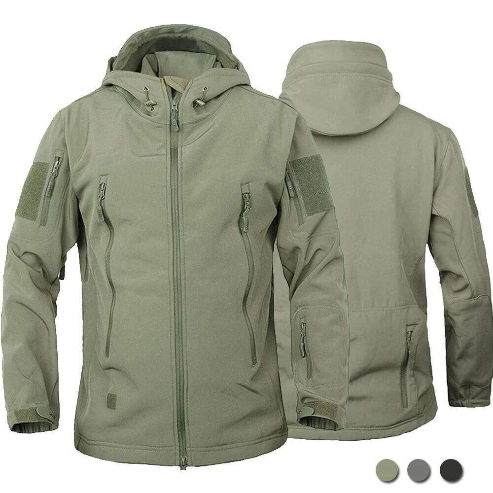 new Tactical Jacket Men Combat Soft Shell Jackets Techwear Windproof Waterproof Breathable Fleece Thermal Hooded Coats 26H0311