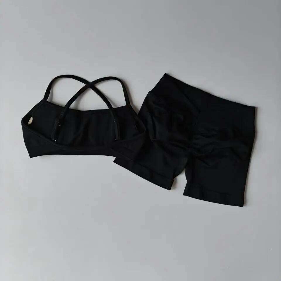 Seamless Yoga Women's Fitness Tight Bra Top Vest Set Elastic Hip Lifting Gym Shorts Sports 2pcs Workout Suit 26H0311