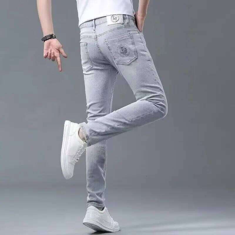 2025 Men's Slim fit Denim Pants High-quality Casual Fashion Exquisite Steel Print Pattern Suitable Youth Couples Z260225