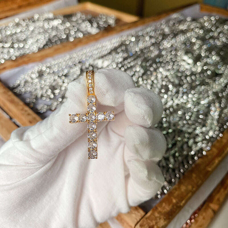 Men's Cross Pendant Necklace American Hip Hop Iced Out Zircon Cross Rope Chain High End Casual Silver Plated Jewelry