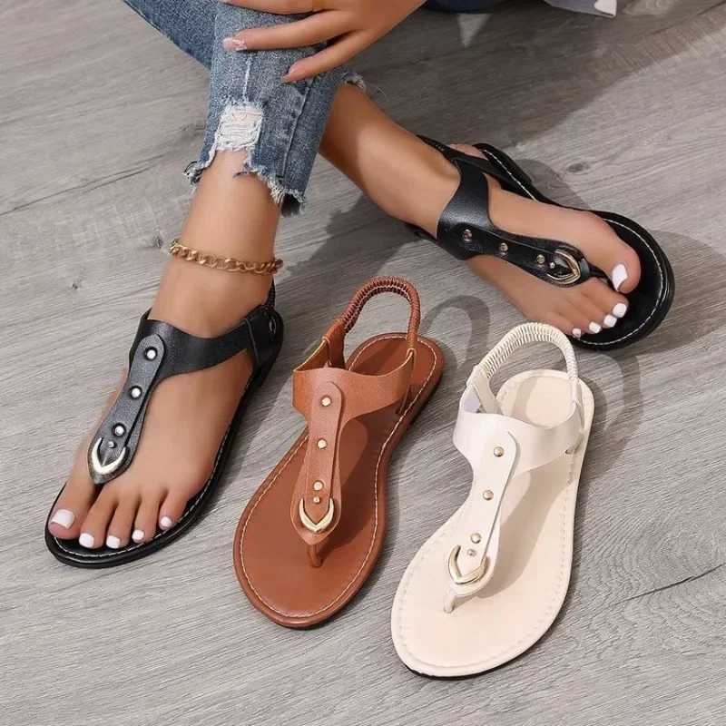Thong Sandals for Women 2025 Summer Simple Fashionable Flats Outdoor Beach Shoes Casual Ladies Rome Sandals K260311