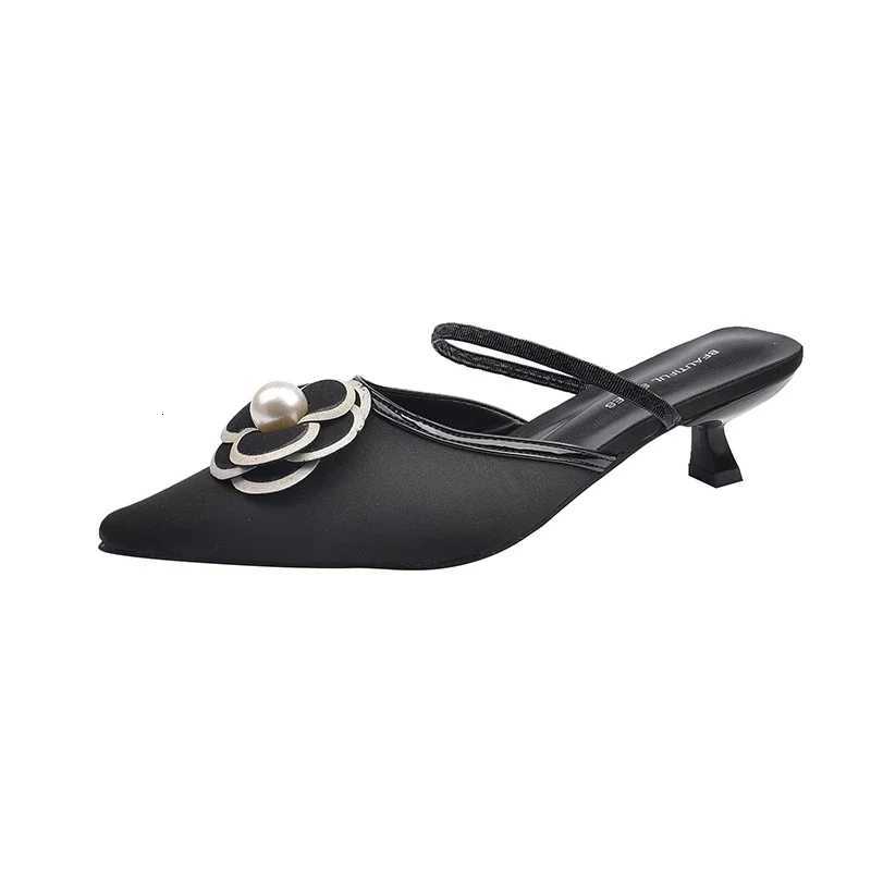 2025 New Solid Color Flower Baobao Head Half Drag Shoes Summer New Temperament Pointed Head Fashion Comfortable Casual Shoes K260311
