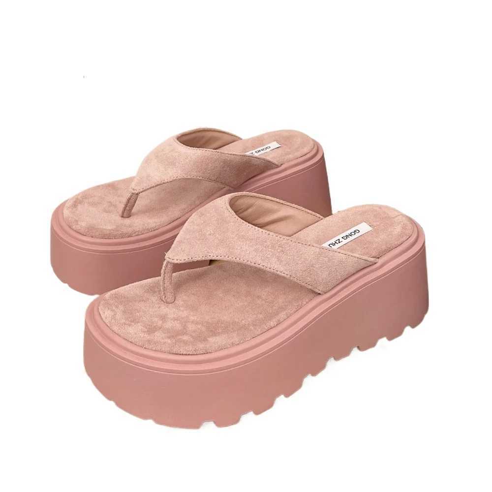 Wedge Outdoor Slippers Womens Summer Thick Bottom Flip Flops Outdoor High Waist Seaside Beach Leisure Flip Flops Suede K260311