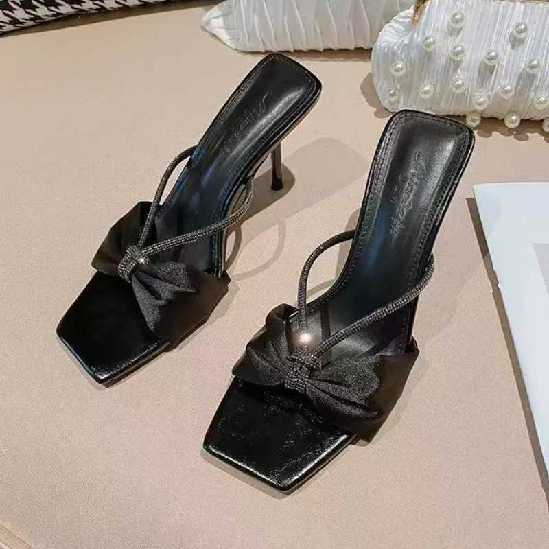 New Summer Square Bow Rhinestone High Heels Womens Thin Heel One-line Sandals and Womens Outward Wear Versatile K260311