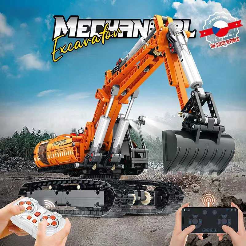 MOC-83447 Remote Control Mechanical D11 Bulldozer City Construction Vehicle Building Blocks Model Large Crane Truck Toys For Kid X260311 - view 5
